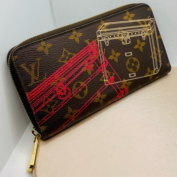 Louis Vuitton Handbags - EUC Louis Vuitton Limited Edition Monogram Inventuer Trunks & Locks Zippy Wallet